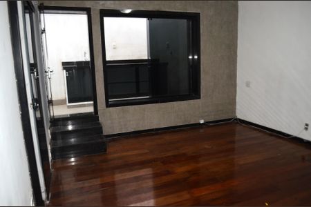 Casa à venda com 350m², 2 quartos e 1 vagaSuíte 2