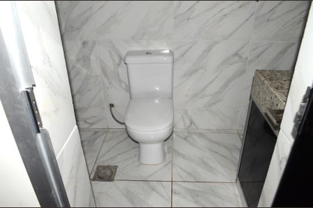 Casa à venda com 350m², 2 quartos e 1 vagaBanheiro da Suíte 1