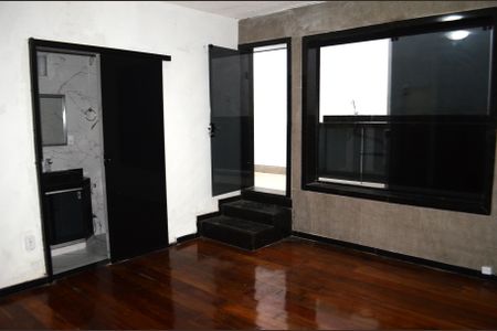 Casa à venda com 350m², 2 quartos e 1 vagaSuíte 2