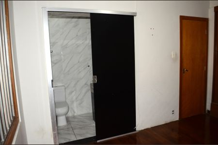 Casa à venda com 350m², 2 quartos e 1 vagaSuíte 1