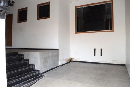 Casa à venda com 350m², 2 quartos e 1 vagaGaragem