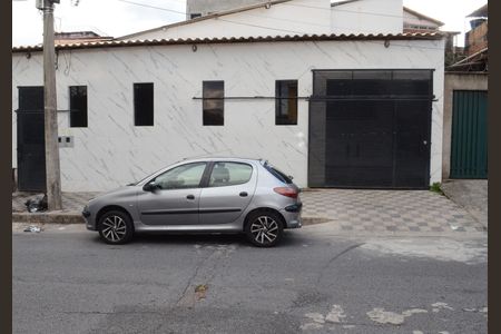 Casa à venda com 350m², 2 quartos e 1 vagaFachada