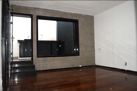 Casa à venda com 350m², 2 quartos e 1 vagaBanheiro da Suíte 2