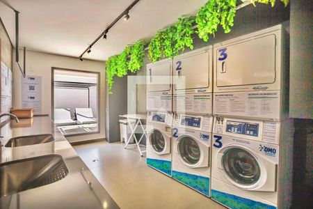 Studio para alugar com 21m², 1 quarto e sem vaga Studio para alugar com 21m², 1 quarto e sem vagaÁrea comum - Lavanderia