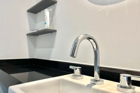 Studio para alugar com 21m², 1 quarto e sem vaga Studio para alugar com 21m², 1 quarto e sem vagaBanheiro