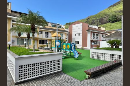 Casa de condomínio à venda com 222m², 4 quartos e 2 vagas Casa de condomínio à venda com 222m², 4 quartos e 2 vagasÁrea comum