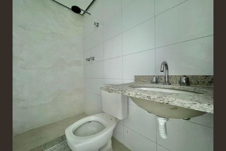 Casa de condomínio à venda com 222m², 4 quartos e 2 vagas Casa de condomínio à venda com 222m², 4 quartos e 2 vagasBanheiro da Suíte 3