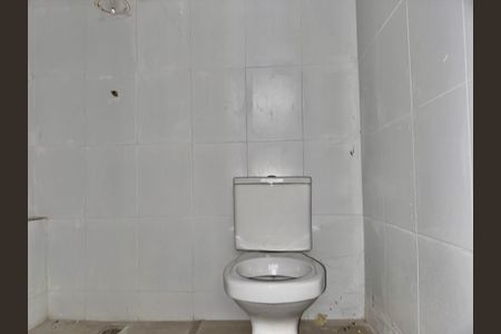 Casa de condomínio à venda com 222m², 4 quartos e 2 vagas Casa de condomínio à venda com 222m², 4 quartos e 2 vagasÁrea de Serviço - Banheiro