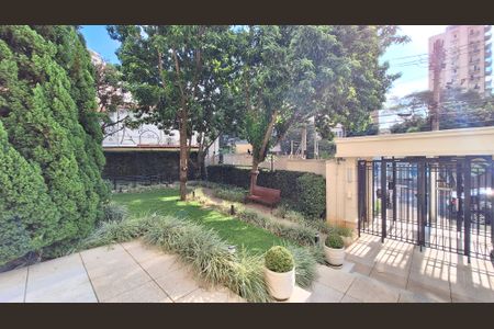 Apartamento à venda com 189m², 3 quartos e 2 vagasEntrada