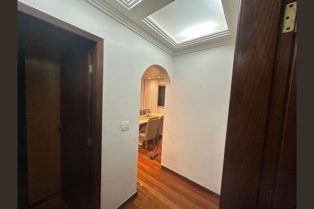 Apartamento à venda com 85m², 3 quartos e 1 vagaCorredor