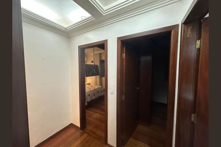Apartamento à venda com 85m², 3 quartos e 1 vagaCorredor