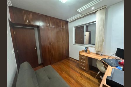 Apartamento à venda com 85m², 3 quartos e 1 vagaQuarto 2