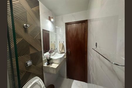 Apartamento à venda com 85m², 3 quartos e 1 vagaBanheiro 2