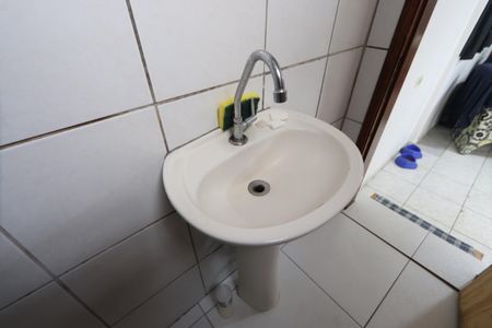 Casa à venda com 200m², 3 quartos e 2 vagasBanheiro da Edícula