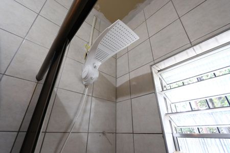 Casa à venda com 200m², 3 quartos e 2 vagasBanheiro