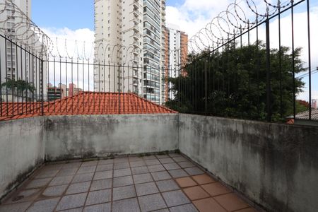 Casa à venda com 200m², 3 quartos e 2 vagasVaranda - Quartos 1 e 2