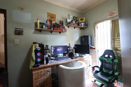 Casa à venda com 200m², 3 quartos e 2 vagasQuarto 3