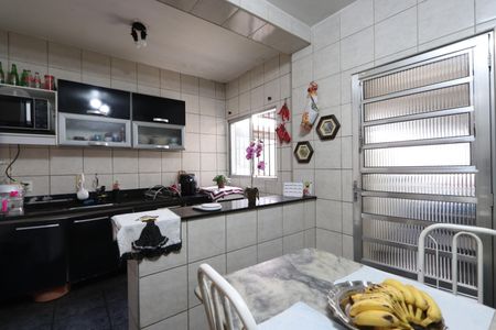 Casa à venda com 200m², 3 quartos e 2 vagasCozinha/Copa