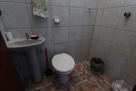 Casa à venda com 200m², 3 quartos e 2 vagasBanheiro de serviço