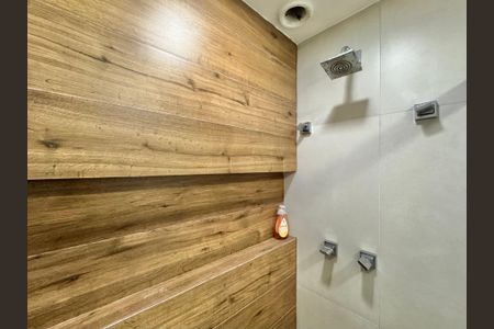 Apartamento à venda com 135m², 3 quartos e 2 vagasBanheiro da Suíte 2