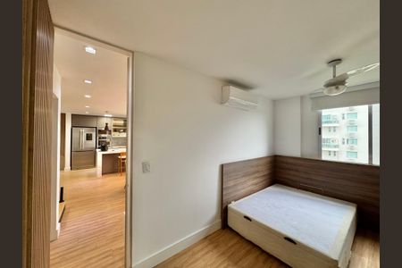 Apartamento à venda com 135m², 3 quartos e 2 vagasSuíte 2