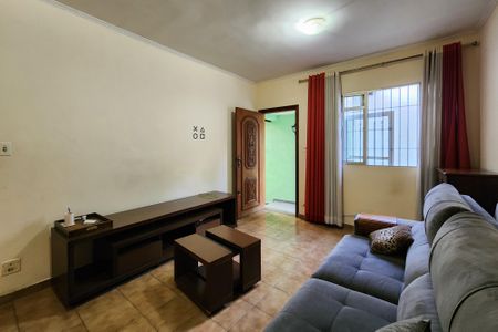 Casa à venda com 213m², 3 quartos e 4 vagasSala