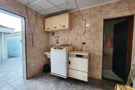 Casa à venda com 213m², 3 quartos e 4 vagasÁrea de Serviço