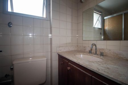 Apartamento à venda com 76m², 3 quartos e 1 vaga Apartamento à venda com 76m², 3 quartos e 1 vagaBanheiro