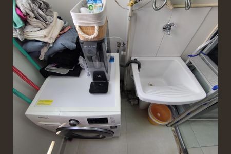 Apartamento à venda com 55m², 2 quartos e 1 vaga Apartamento à venda com 55m², 2 quartos e 1 vagaÁrea de Serviço