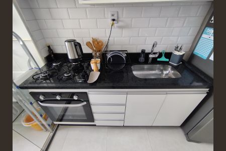 Apartamento à venda com 55m², 2 quartos e 1 vaga Apartamento à venda com 55m², 2 quartos e 1 vagaCozinha - Armários