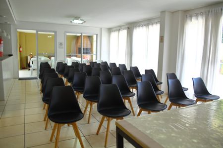 Apartamento à venda com 54m², 2 quartos e 1 vagaÁrea comum