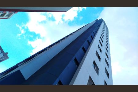 Apartamento à venda com 63m², 2 quartos e 1 vaga Apartamento à venda com 63m², 2 quartos e 1 vagaFachada