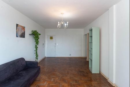 Apartamento à venda com 141m², 2 quartos e 1 vaga Apartamento à venda com 141m², 2 quartos e 1 vagaSala