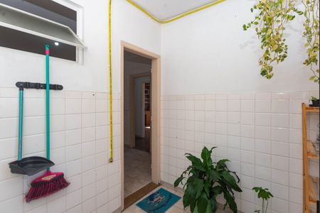 Apartamento à venda com 141m², 2 quartos e 1 vaga Apartamento à venda com 141m², 2 quartos e 1 vagaÁrea de Serviço