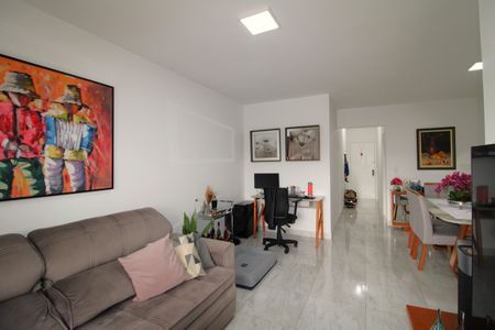 Apartamento à venda com 87m², 3 quartos e 2 vagasSala