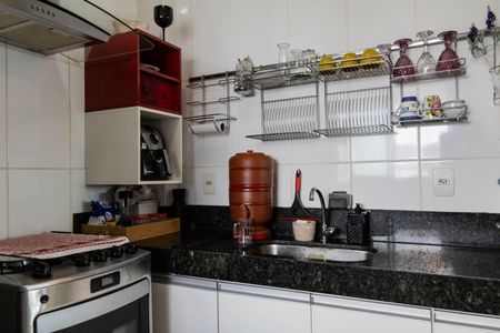 Apartamento à venda com 64m², 2 quartos e 2 vagasCozinha