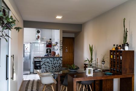 Apartamento à venda com 64m², 2 quartos e 2 vagasSala