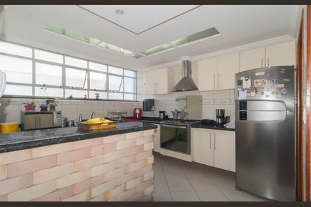 Apartamento à venda com 136m², 3 quartos e 1 vagaCozinha