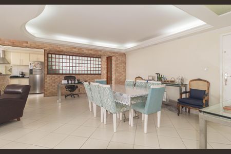 Apartamento à venda com 136m², 3 quartos e 1 vagaSala de Jantar