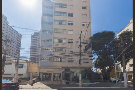 Apartamento à venda com 136m², 3 quartos e 1 vagaFachada