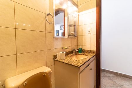 Casa à venda com 600m², 3 quartos e 7 vagas Casa à venda com 600m², 3 quartos e 7 vagasBanheiro de Serviço