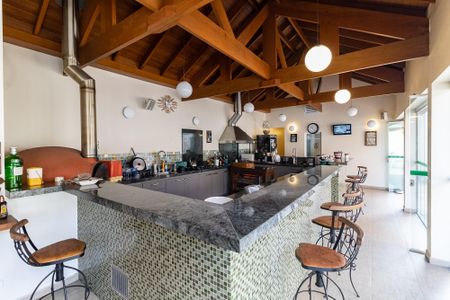 Casa à venda com 600m², 3 quartos e 7 vagas Casa à venda com 600m², 3 quartos e 7 vagasArea Gourmet