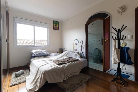 Casa à venda com 600m², 3 quartos e 7 vagas Casa à venda com 600m², 3 quartos e 7 vagasSuíte 3