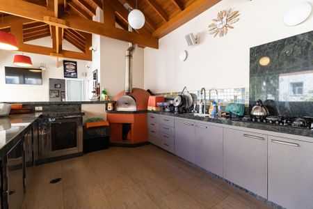 Casa à venda com 600m², 3 quartos e 7 vagas Casa à venda com 600m², 3 quartos e 7 vagasArea Gourmet