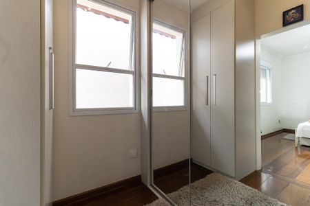 Casa à venda com 600m², 3 quartos e 7 vagas Casa à venda com 600m², 3 quartos e 7 vagasCloset da Suíte 2
