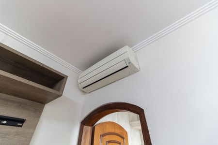 Casa à venda com 600m², 3 quartos e 7 vagas Casa à venda com 600m², 3 quartos e 7 vagasSuíte 2