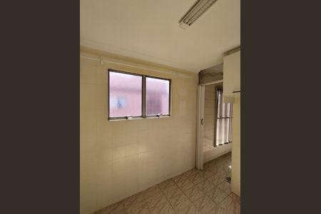 Apartamento à venda com 64m², 2 quartos e 1 vagaCozinha - Armários