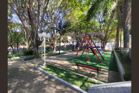 Apartamento à venda com 64m², 2 quartos e 1 vagaÁrea comum - Playground