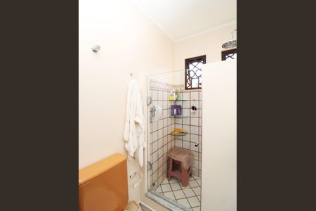 Casa à venda com 308m², 4 quartos e 4 vagasBanheiro Social