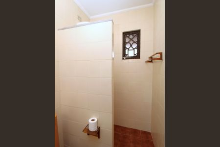 Casa à venda com 308m², 4 quartos e 4 vagasBanheiro da Suíte 1